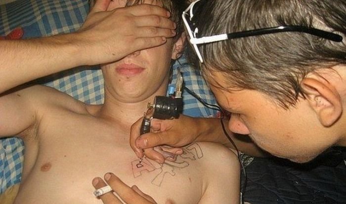 Странные татуировки пользователей сети (21 фото)