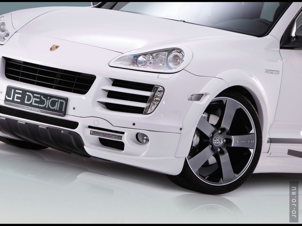 JE design Porsche Cayenne progressor VS Kicherer Mercedes-Benz GL 42 black line