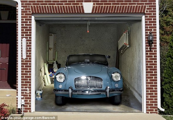 Как превратить дверь твоего гаража в произведение искусства