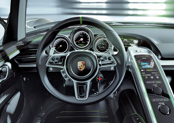 Концепт Porsche 918 Spyder