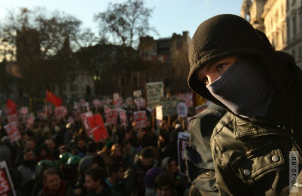 Студенческие акции протеста в Лондоне