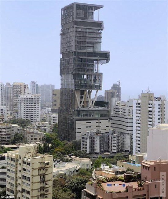 27-этажный небоскрёб Antilia — самый высокий в мире частный дом