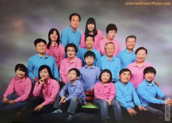 Смешные и странные семейные фотографии