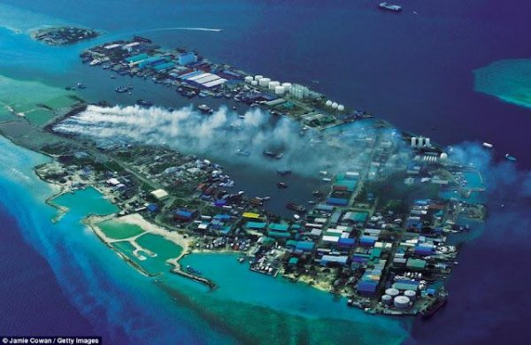 Мусор атакует Мальдивы
