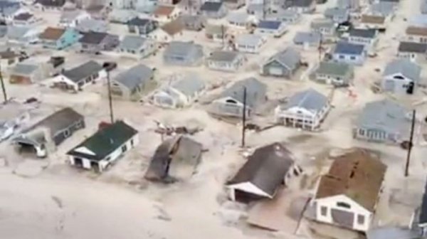 Разрушения от урагана "Сэнди"