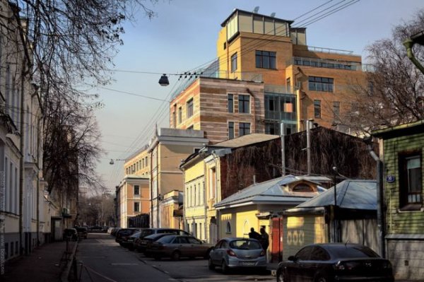 Дома Рублевки и элитные квартиры в Москве
