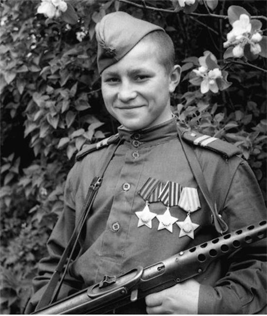 История героя: самый молодой кавалер "Ордена Славы"