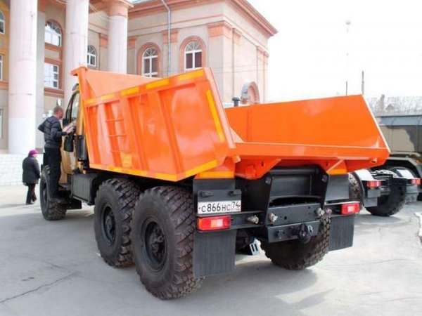 Современный дизайн нового грузовика "Урал-NEXT"