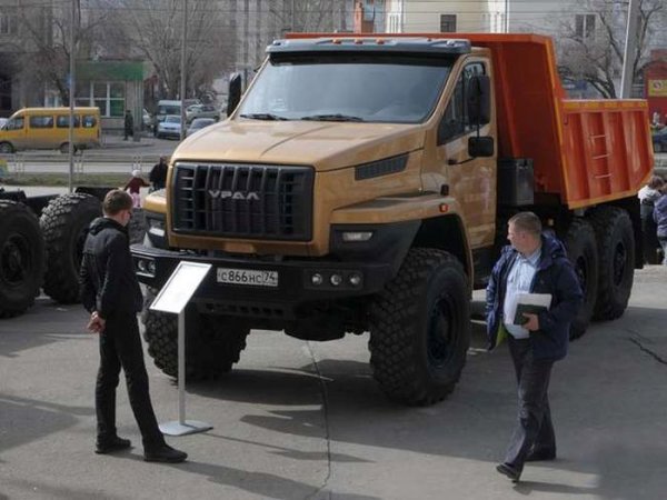 Современный дизайн нового грузовика "Урал-NEXT"
