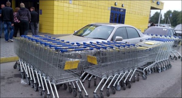 Наказание за парковку у супермаркета