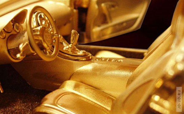 10 самых дорогих вещей из золота