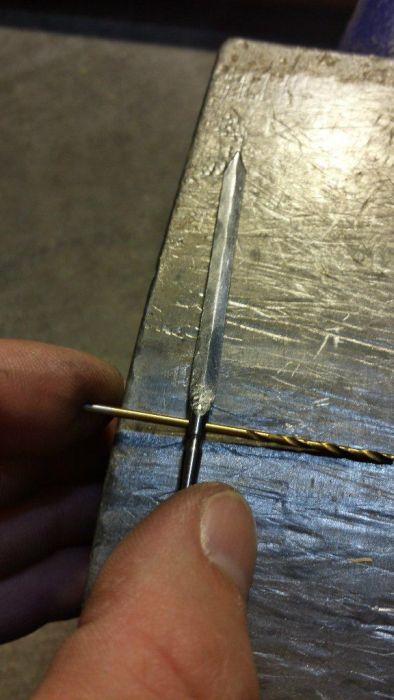 Фотоотчет по изготовлению мини-мечей из обычных гвоздей