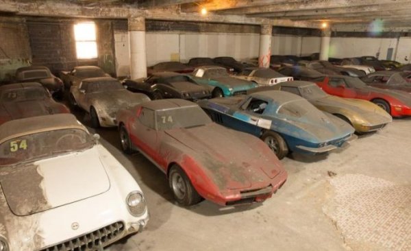 36 спорткаров Corvette простояли без надобности 26 лет