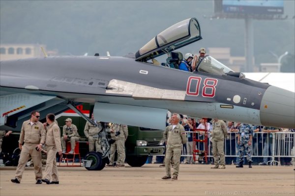 Су-35 на авиасалоне China Air Show-2014