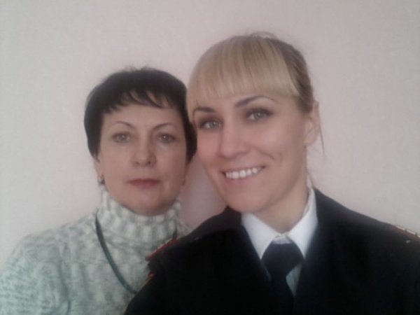 Российские полицейские сделали селфи со своими матерями