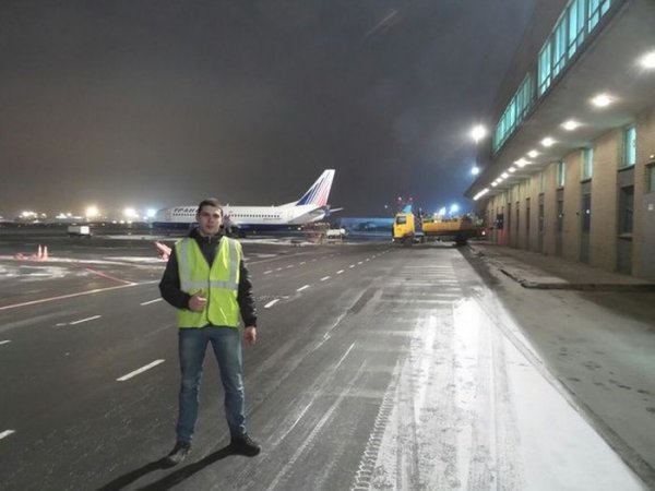 Руферы устроили себе незаконную экскурсию по аэропорту Пулково
