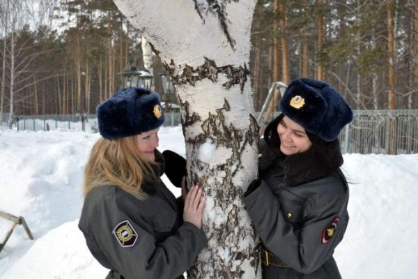 Девушки из полиции России