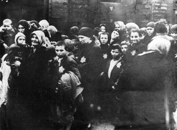 Освенцим в страшных цифрах и ужасающих фактах
