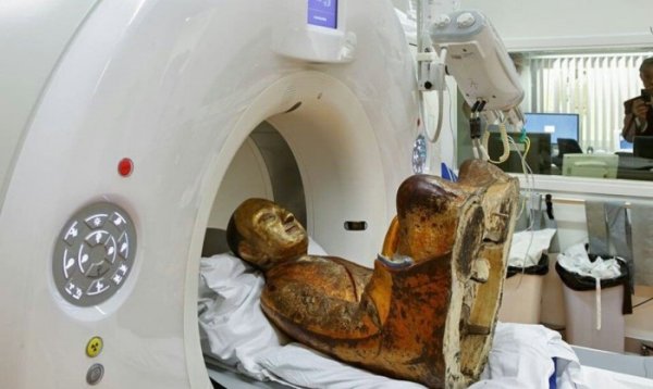 Скульптура возрастом более 1000 лет хранила в себе мумию монаха