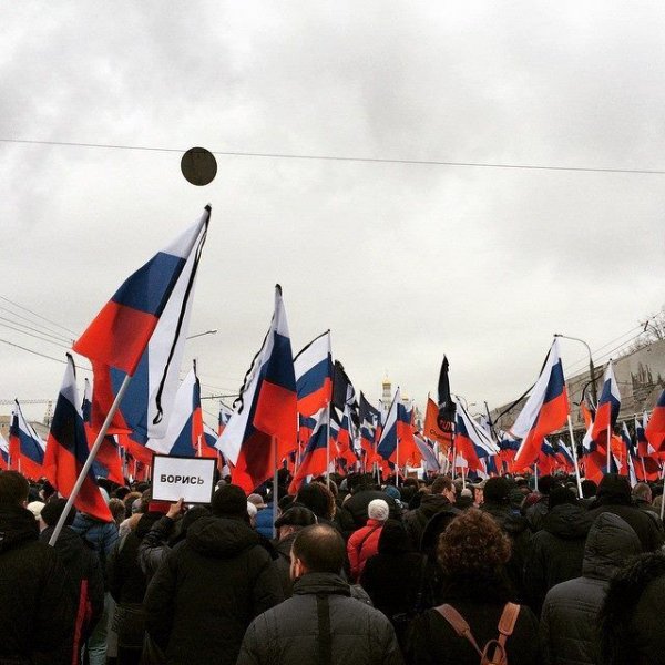Память Бориса Немцова почтили траурным маршем