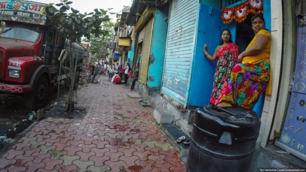 Прогулка по кварталу Каматипура индийского города Мумбаи