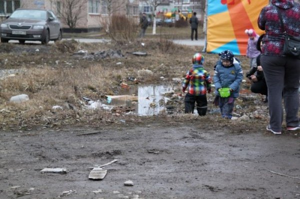 В Санкт-Петербурге место детской площадки займет храм