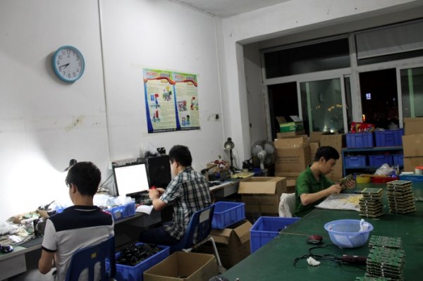 Репортаж с китайской фабрики по производству компьютерных мышек