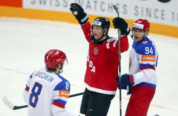 В финале ЧМ-2015 по хоккею Россия уступила Канаде со счетом 1:6