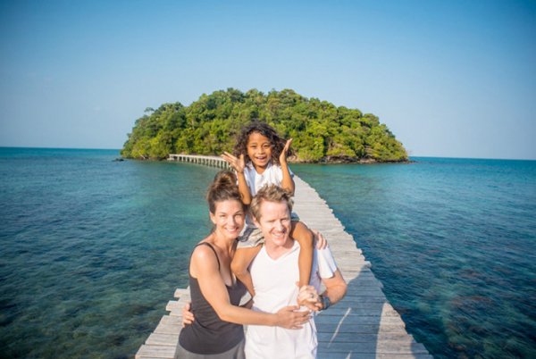 Австралийская домохозяйка превратила заброшенный остров в Камбодже в люксовый курорт