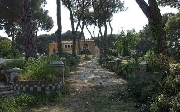 Небольшой экскурс по бывшим мафиозным домам Рима