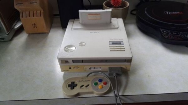 Найден редкий прототип игровой консоли Sony Playstation на базе Nintendo