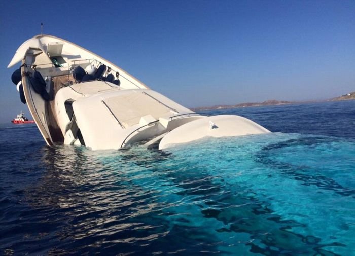 У берегов Греции затонула роскошная яхта стоимостью более 6 миллионов долларов