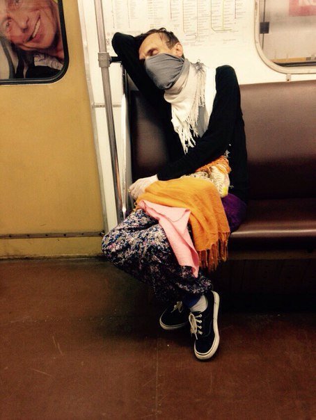 «Модники» в московском метро