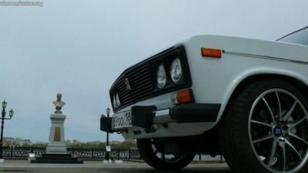 Абсурдный тюнинг: BMW 3-Series в стиле ВАЗ-2106