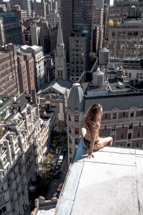 «Красавица и Нью-Йорк» - зрелищный фотосет на крышах небоскребов