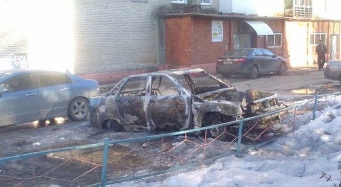 В Лобне участились случаи поджога автомобилей