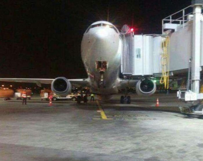  В аэропорту Тель-Авива украинский самолет завалился на хвост