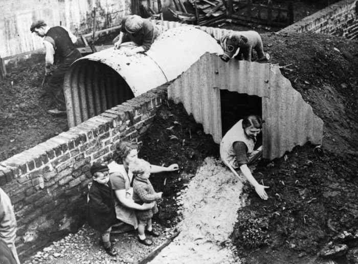  Крошечный семейный бункер времен Второй мировой войны