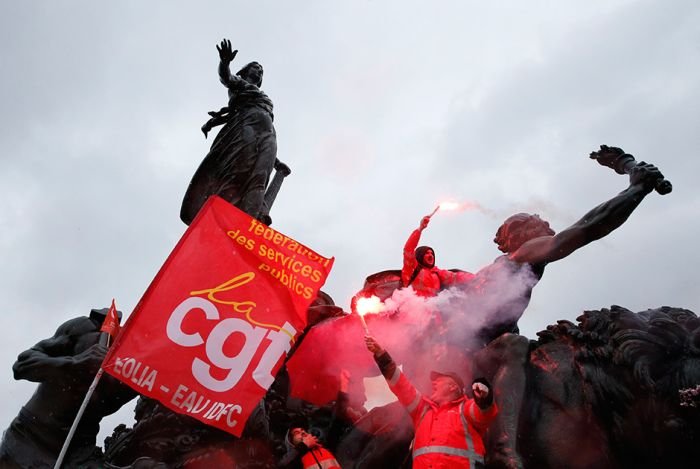  Как французы протестуют против трудовой реформы