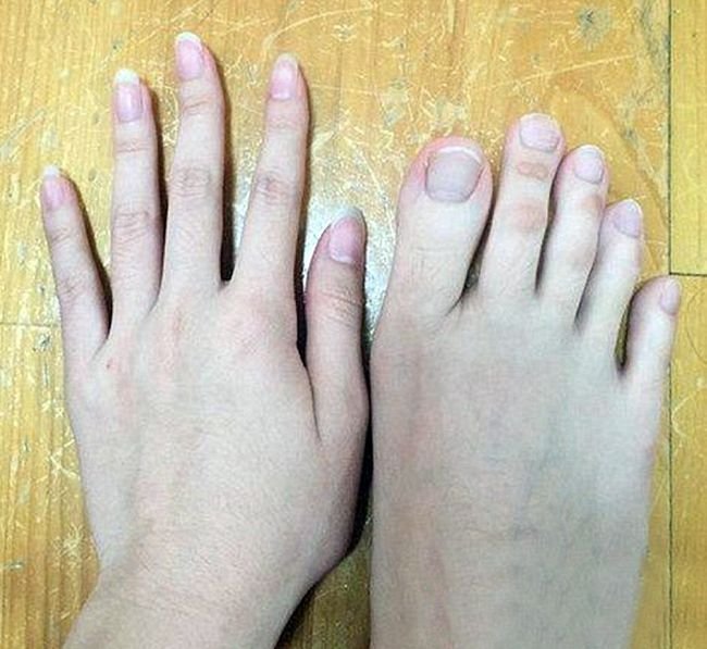  Студентка из Тайваня удивила пользователей сети фотографией своих пальцев ног