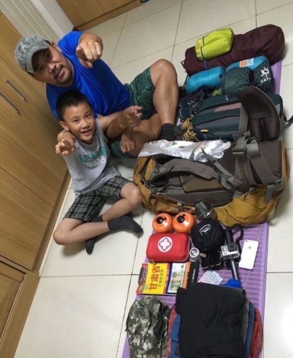  Отец с сыном отправился в пешее 600-километровое путешествие