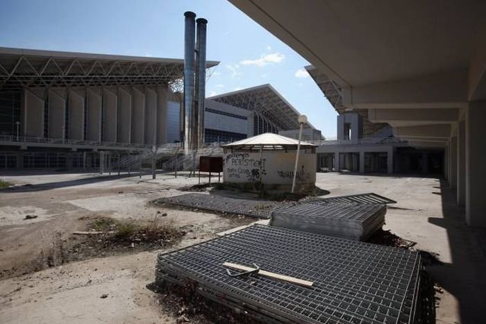  Олимпийская деревня в Афинах спустя 12 лет после Олимпиады