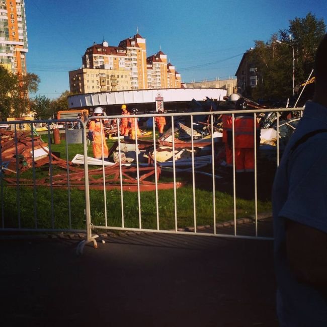  «Ночь длинных ковшей-2»: снос незаконного самостроя в Москве (21 фот)