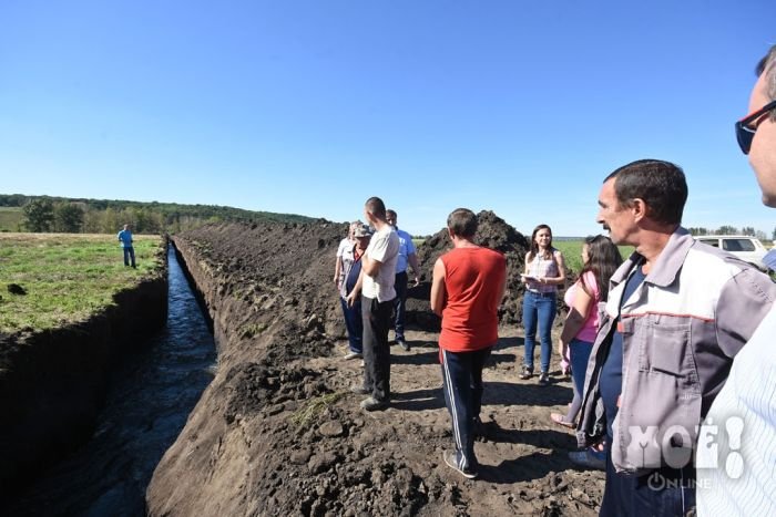 В Воронеже осуществлена попытка незаконного осушения озера (10 фото)