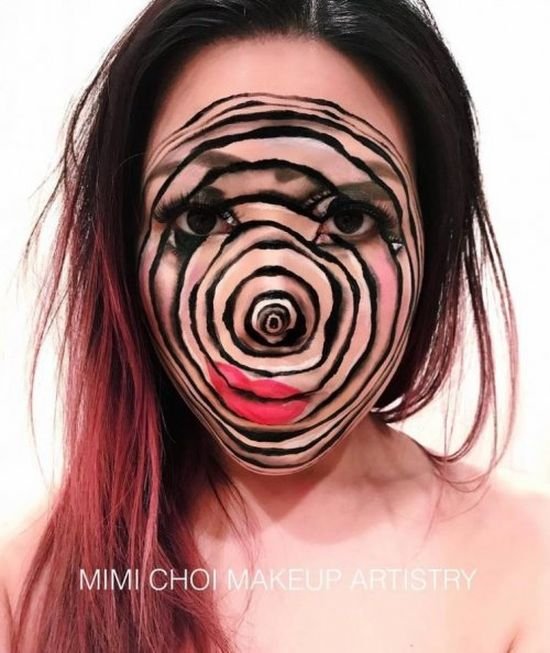  Зрелищные иллюзии на лице девушки-визажиста (22 фото)