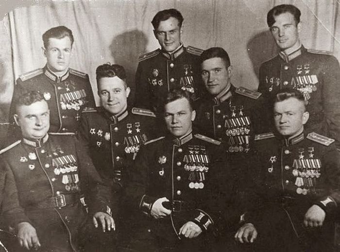  Летчики-герои Великой Отечественной войны (фото)