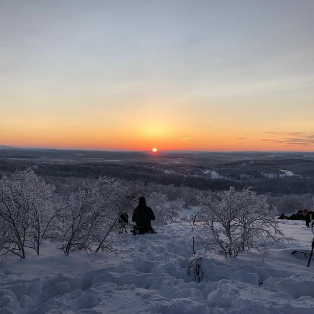 Жители Мурманска встретили первый рассвет после долгой полярной ночи (4 фото)