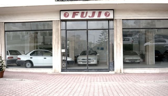 Заброшенный дилерский центр Subaru на Мальте (12 фото)