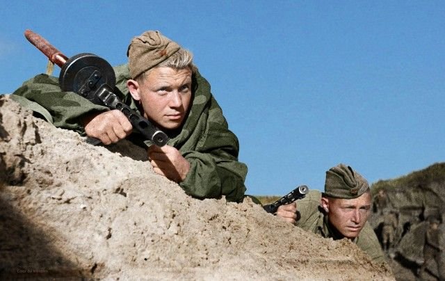 "Ожившие" фото времен Великой Отечественной войны (19 фото)