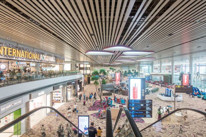 Аэропорт Чанги в Сингапуре, который поразит вас своей инфраструктурой (41 фото)